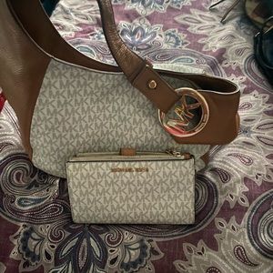 Michael Kors hobo